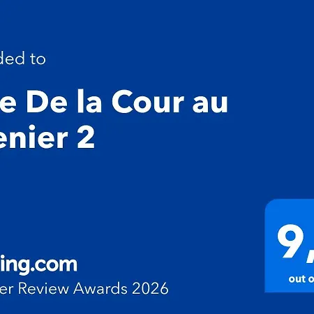 De La Cour Au Grenier 2 شقة *